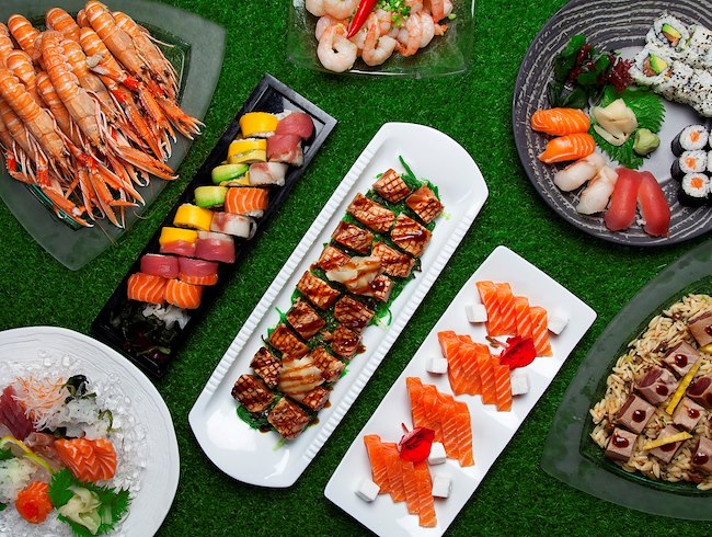 Cocktails & Buffets